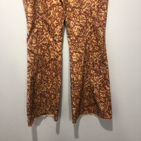 NWT Free People CRVY Wild Honey Printed Floral Flare Jeans Multicolor 31 - Picture 3 of 8